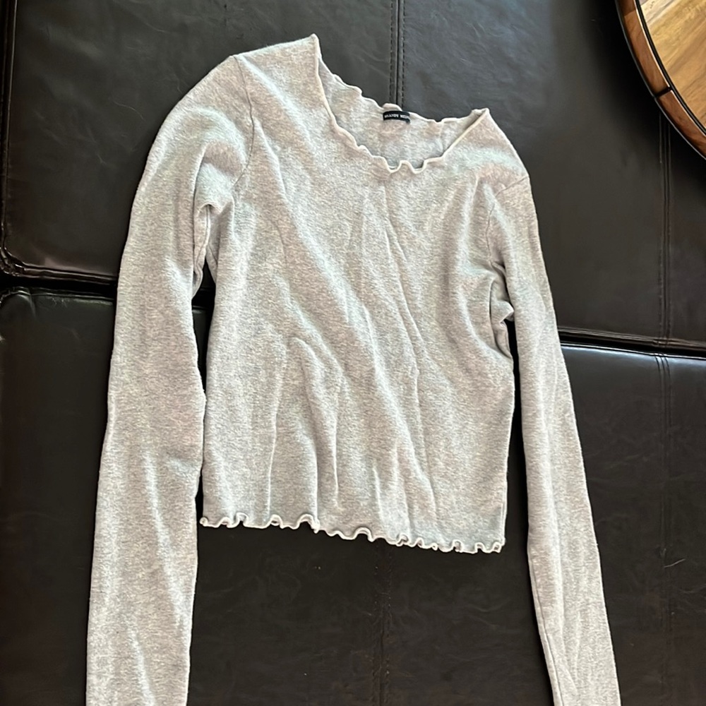 gray brandy melville crop top